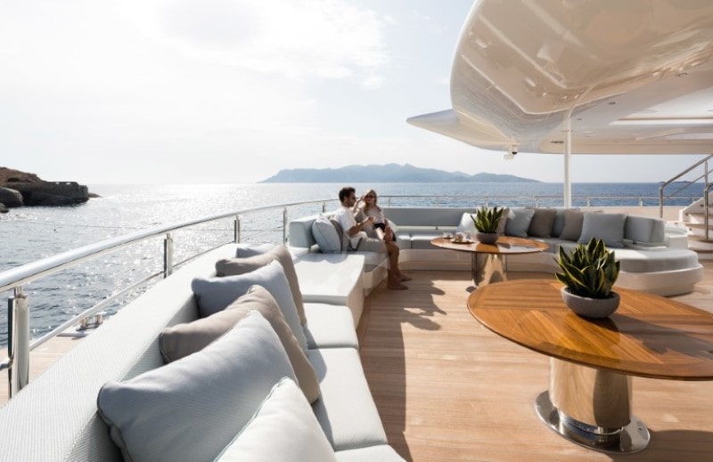 OPari yacht aft main deck