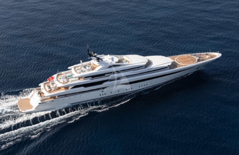 Luxury rental yacht OPari